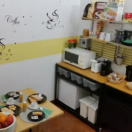 Claudia A Monteverde Rom