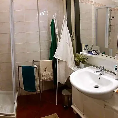 Claudia A Monteverde Bed & Breakfast *