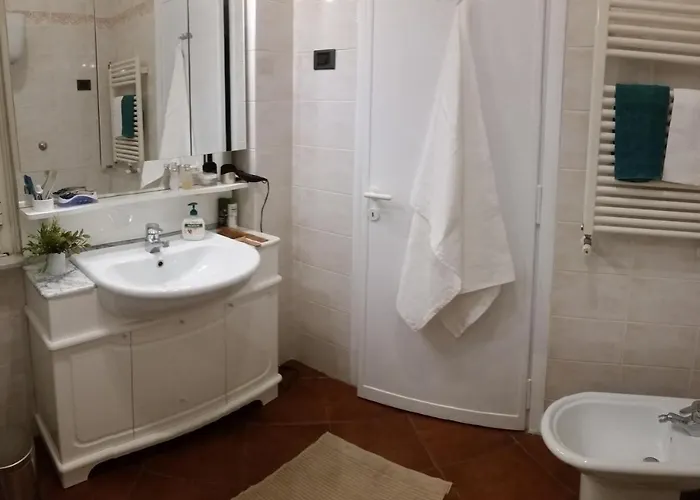 Claudia A Monteverde فندق مبيت وإفطار