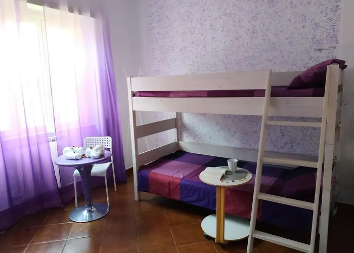 Claudia A Monteverde Bed & Breakfast *